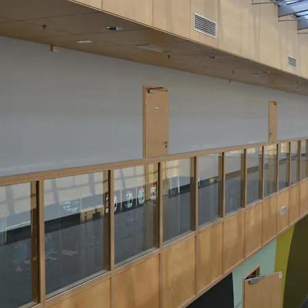 Aida 5 Center Parnawa